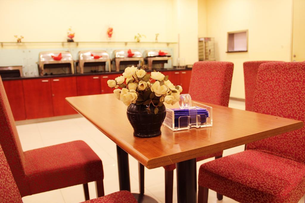 Hanting Hotel Heifei Guo Gou Square Хэфэй Экстерьер фото